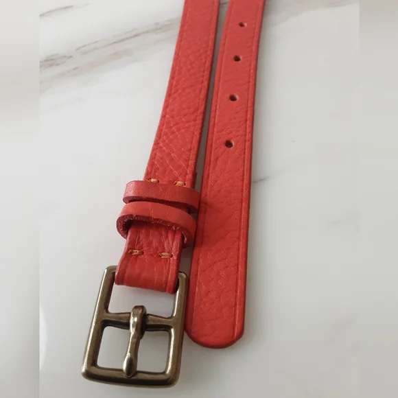 J. CREW Skinny Orange Leather Belt Brass Buckle Sz Small  - 61930EUC - Picture 3 of 5